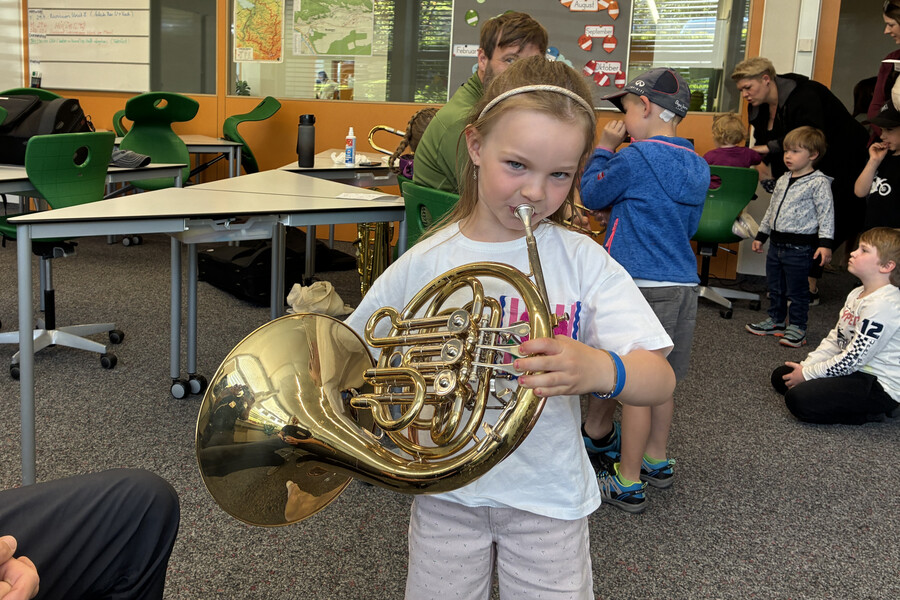 Töne auf dem Horn sind nur am Anfang anstrengend