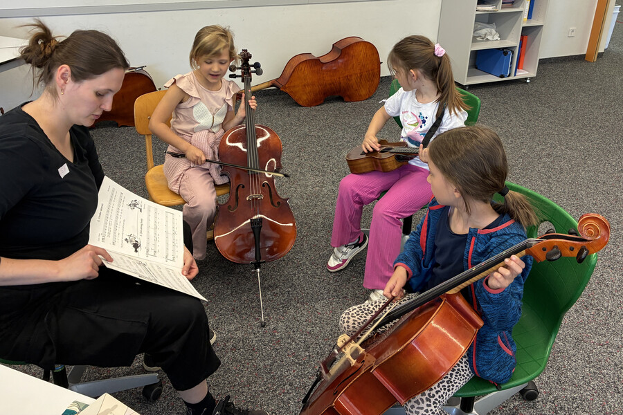 hier wird gleich gemeinsam musiziert